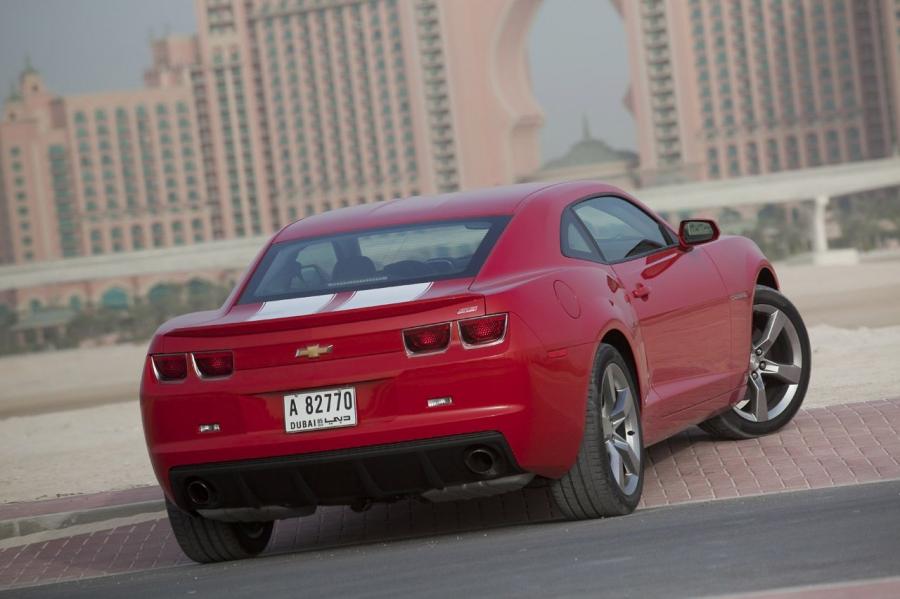 Chevrolet Camaro 2010 года  (фото 19 из 370)